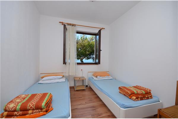 Apartment A1, for 6 persons