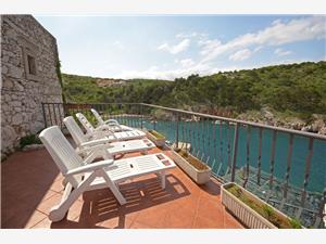 Villa Albatros Vrbnik - île de Krk, Superficie 85,00 m2, Distance (vol d'oiseau) jusqu'au centre ville 280 m