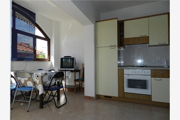 Apartment A1, for 5 persons
