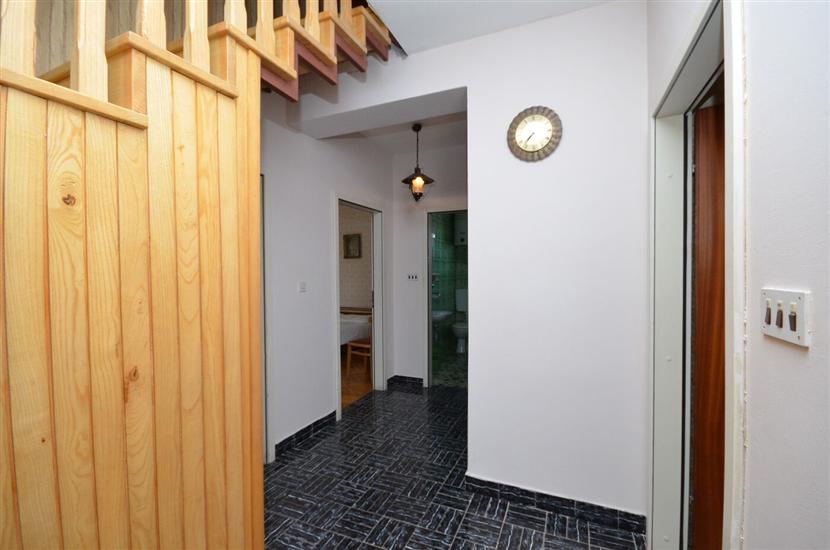 Apartment A1, for 8 persons