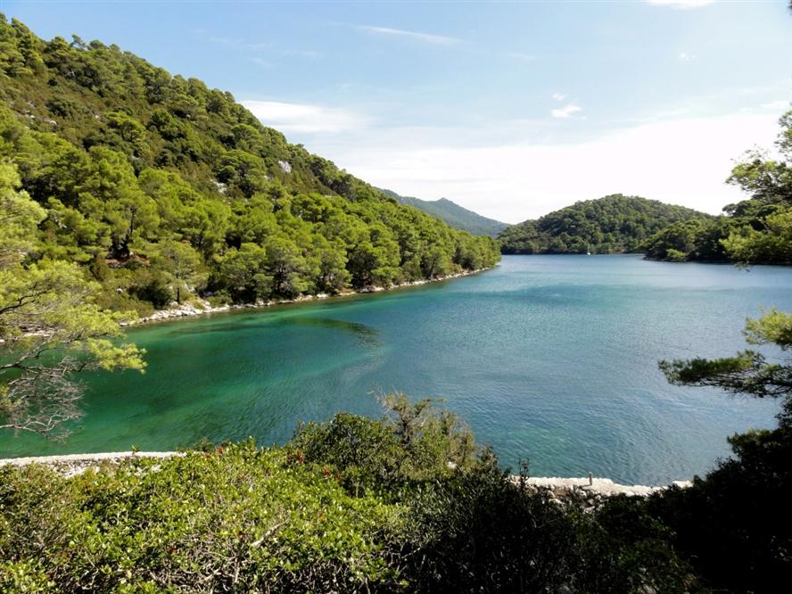 Mljet-national-park-cruise