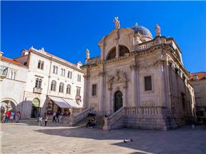 Dubrovnik-town-cruise