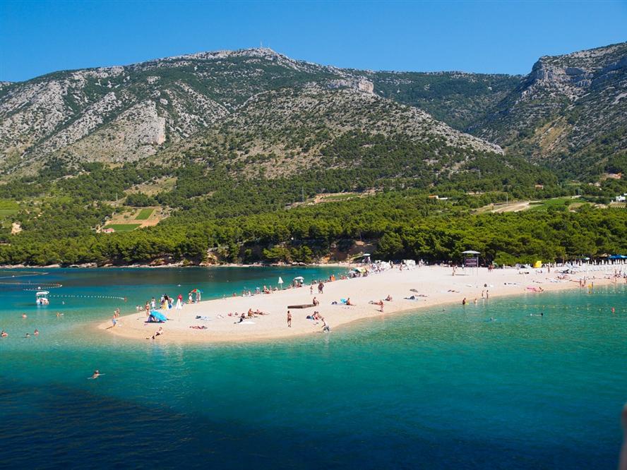 Golden-Horn-Beach-Bol-Brac-island