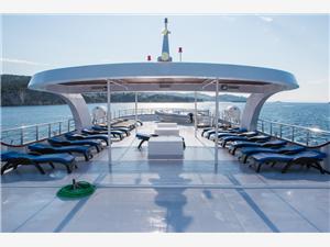 Deluxe-Adriatic-cruise-ship