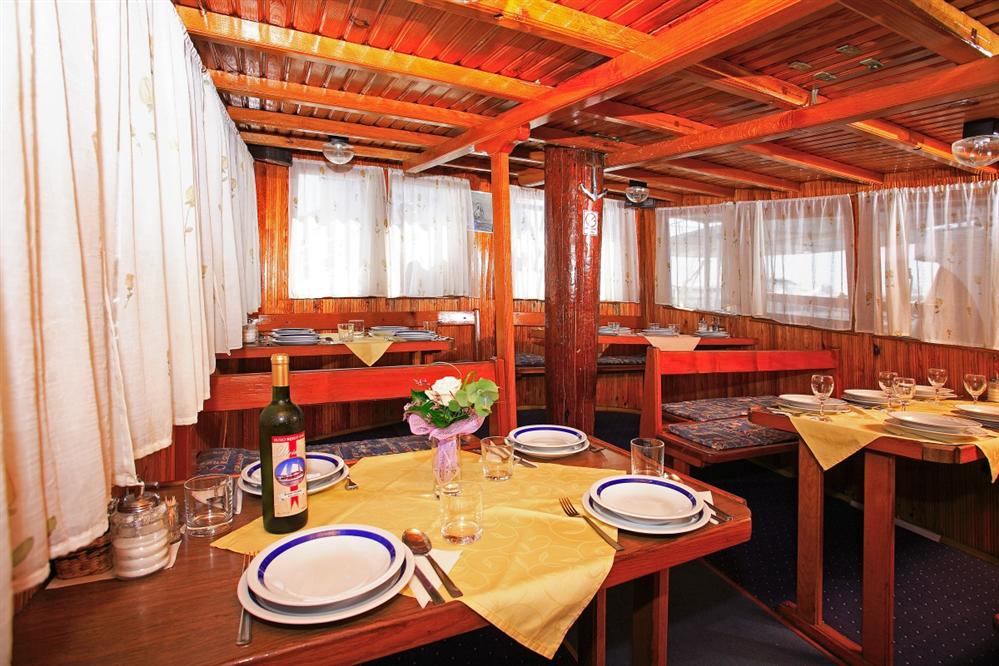 Croatia-sailing-cruise