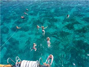 Swimming-Adriatic-sea-cruise