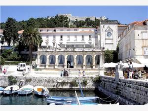 Hvar-cruise-Croatia