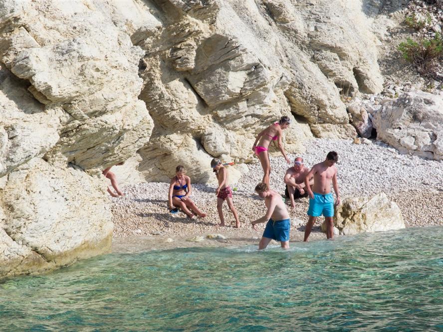 Croatia-secluded-beach-cruise