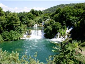 Nation-Park-Krka-Waterfalls