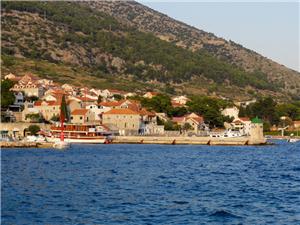 Bol-town-Croatia-cruise