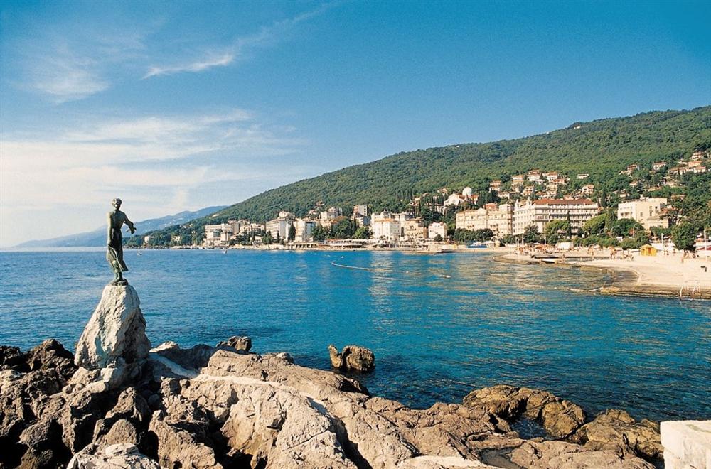Opatija-town-view