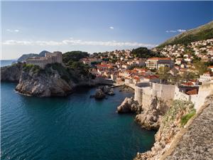 Dubrovnik-Croatia-old-town-castle