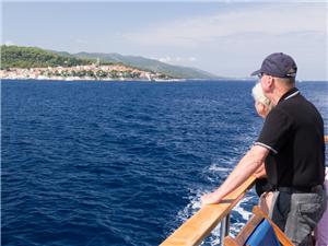Guests-cruise-Croatia
