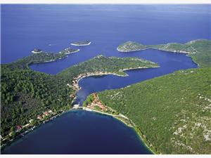 Island-Lastovo-Croatia