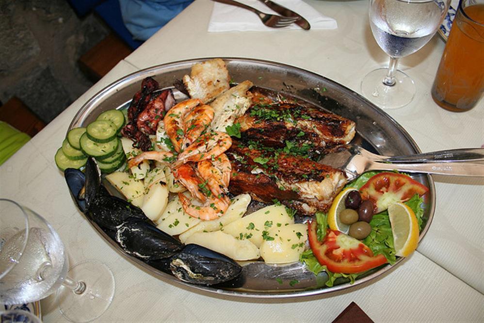 Gastro-on-board-ship