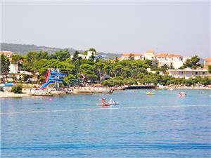 Apartment Middle Dalmatian islands,BookSilvanaFrom 100 €