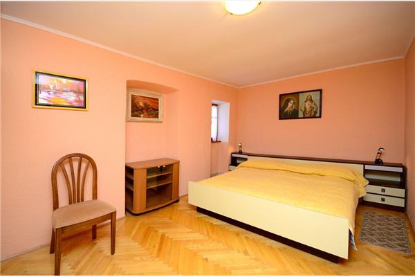 Apartment A1, for 5 persons