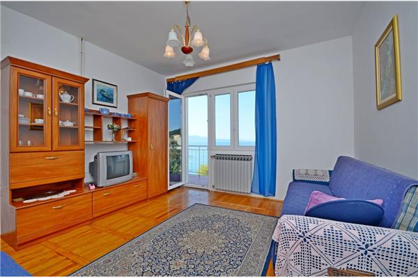 Apartment A1, for 5 persons