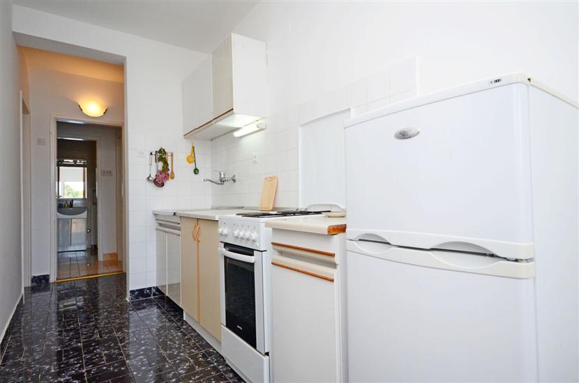 Apartment A1, for 5 persons