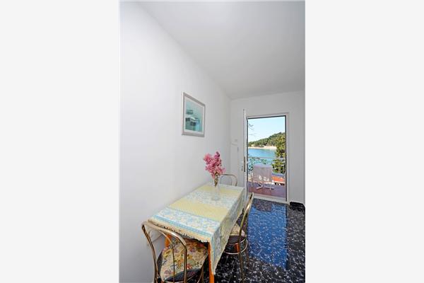 Apartment A1, for 5 persons