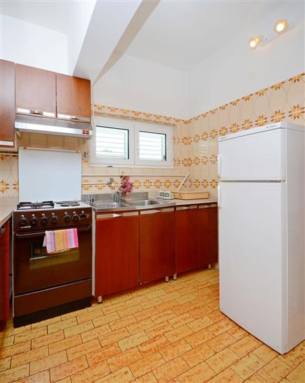 Apartment A2, for 5 persons