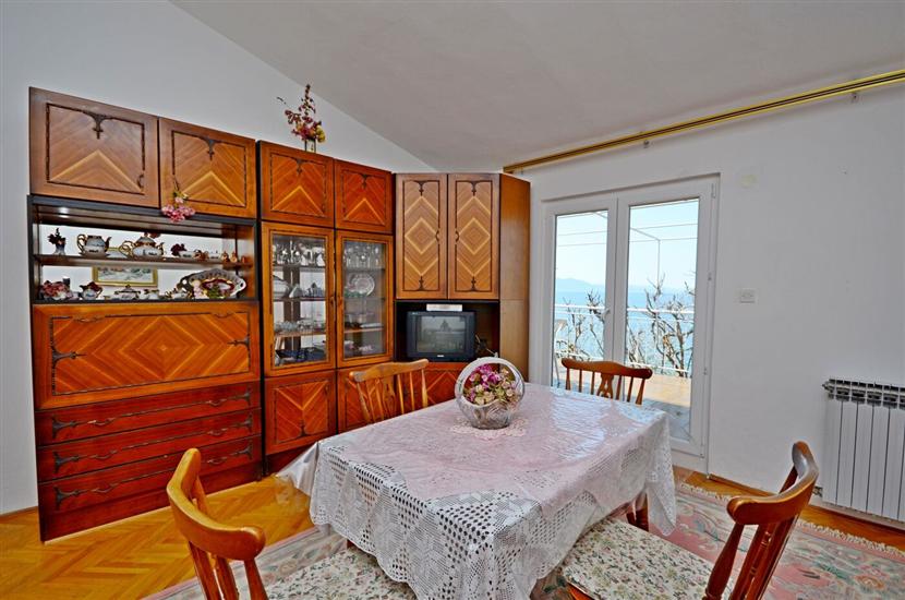 Apartment A2, for 5 persons