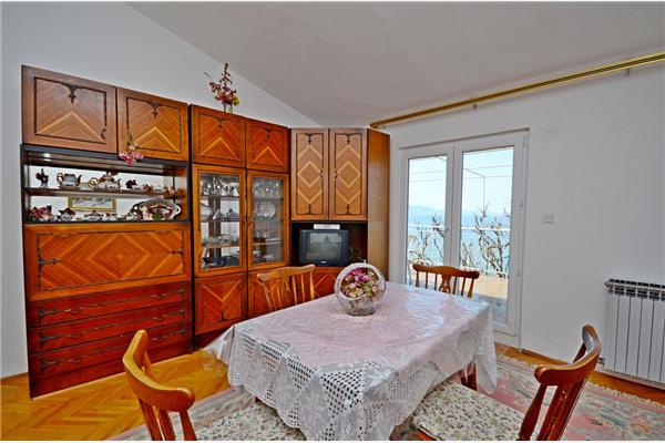 Apartment A2, for 5 persons