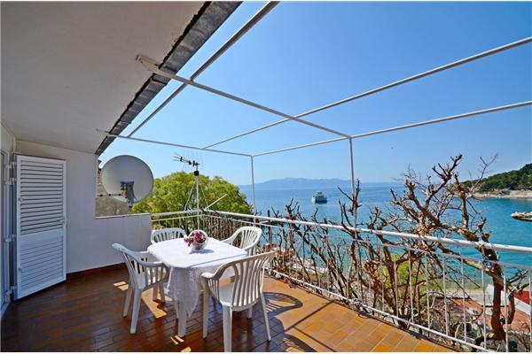 Apartment A2, for 5 persons