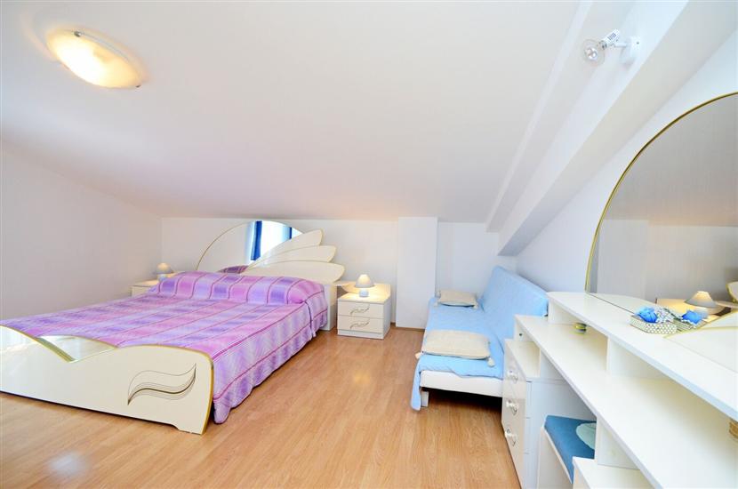 Apartment A2, for 4 persons