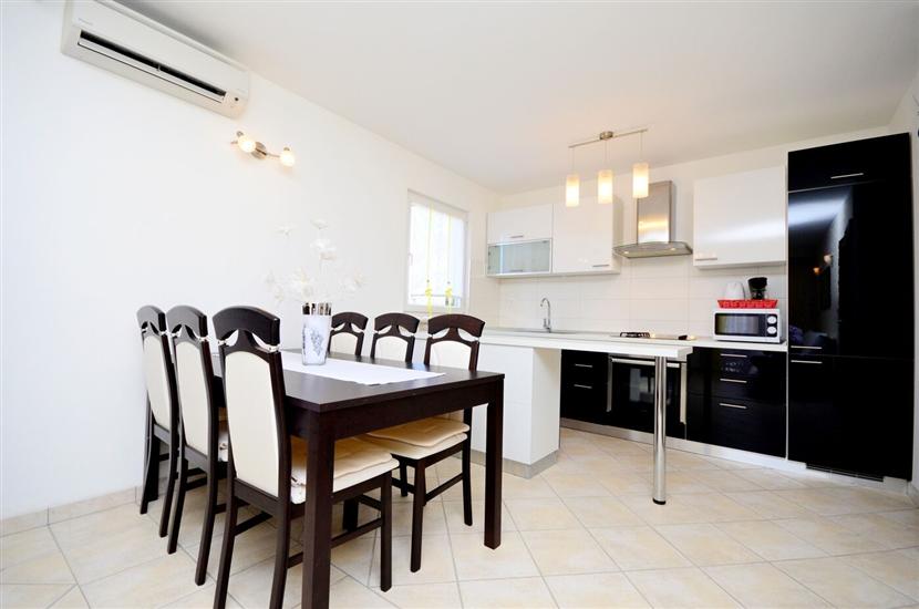 Apartment A1, for 4 persons