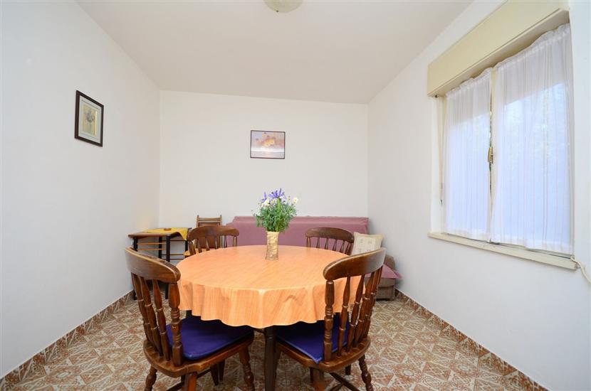 Apartment A2, for 4 persons