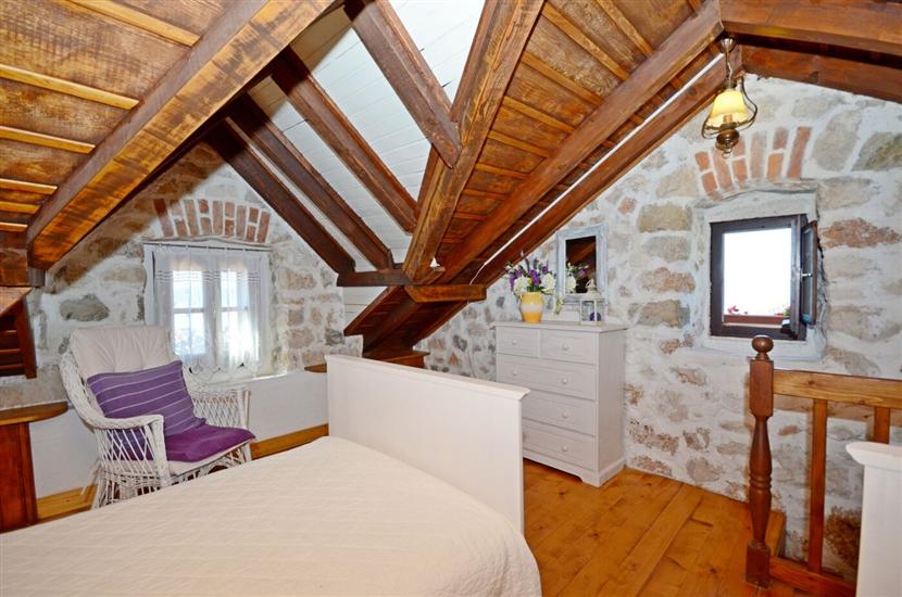 House K1, for 5 persons