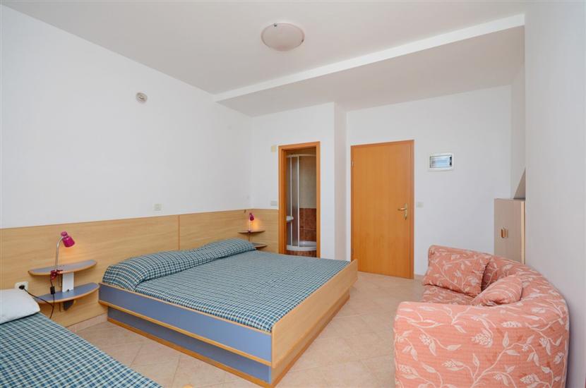 Apartment A3, for 5 persons