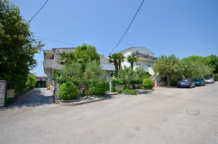 Apartments Miroslava