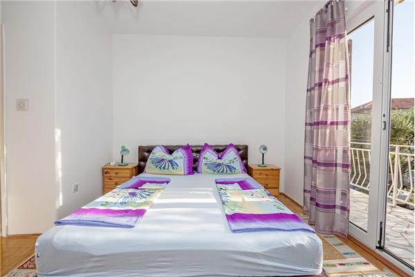 Apartment A1, for 6 persons