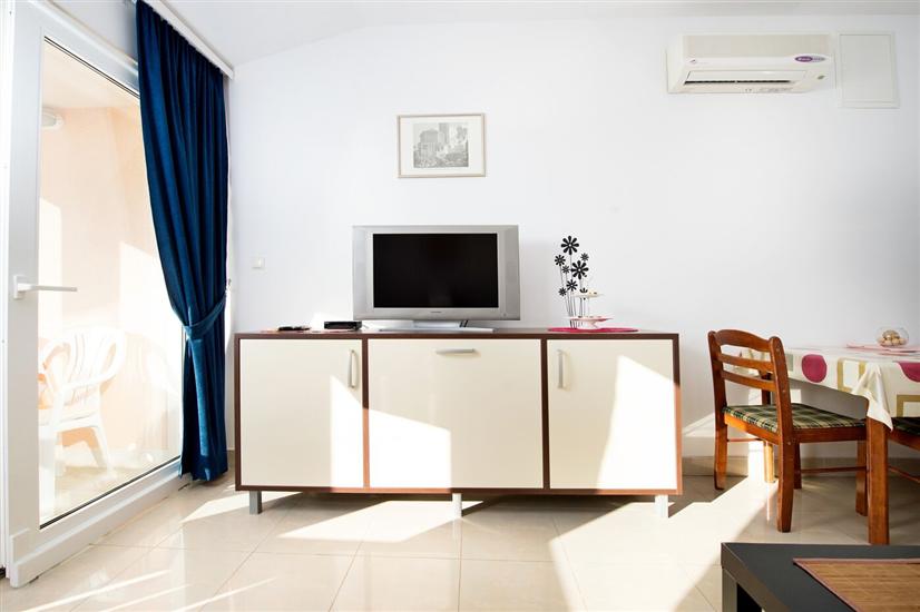 Apartment A4, for 4 persons