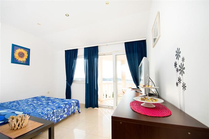 Apartment A4, for 4 persons