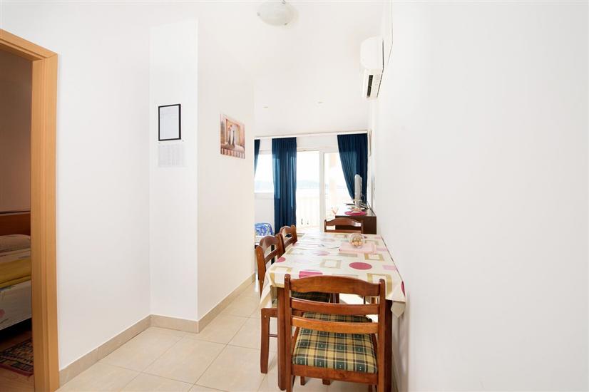 Apartment A4, for 4 persons