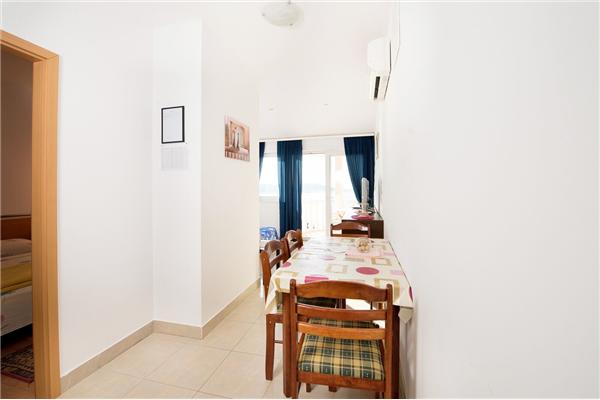 Apartment A4, for 4 persons