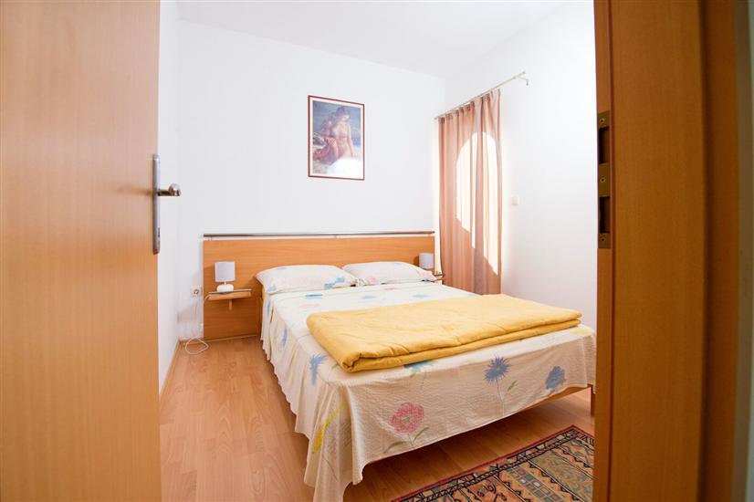 Apartment A4, for 4 persons