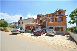 Apartment - Valbandon