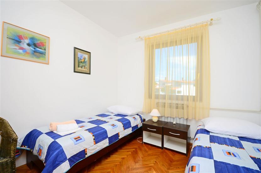 Apartment A1, for 5 persons