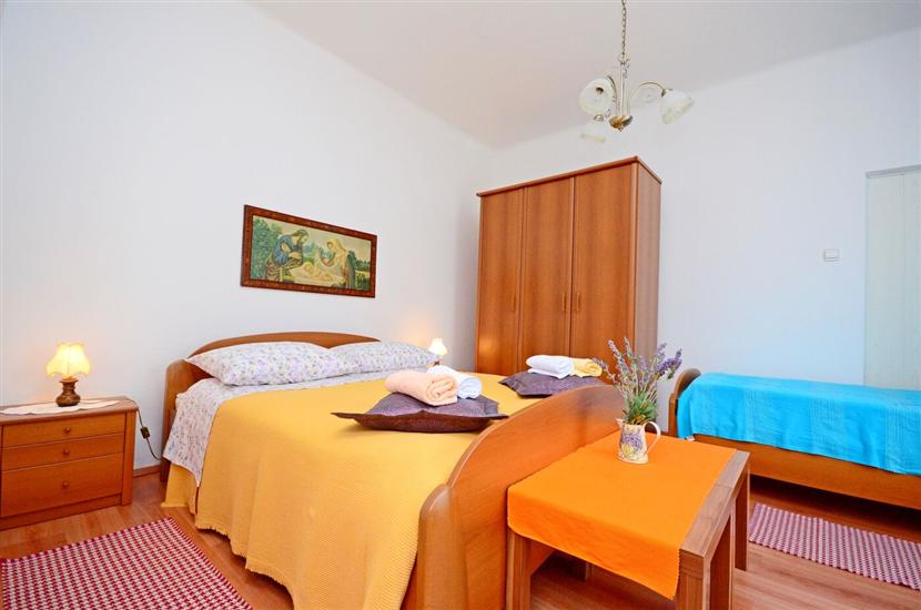 Apartment A1, for 3 persons