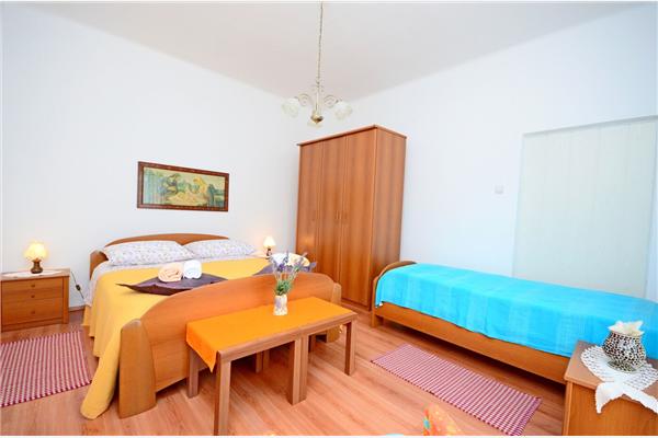 Apartment A1, for 3 persons