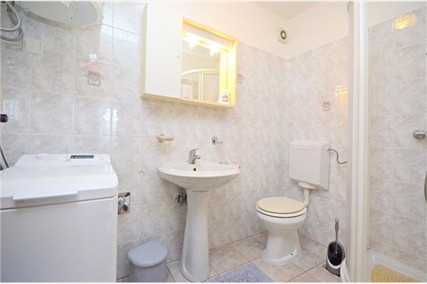 Apartment A2, for 5 persons