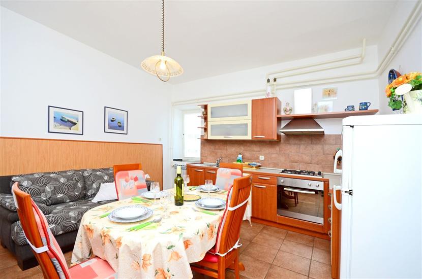 Apartment A4, for 3 persons