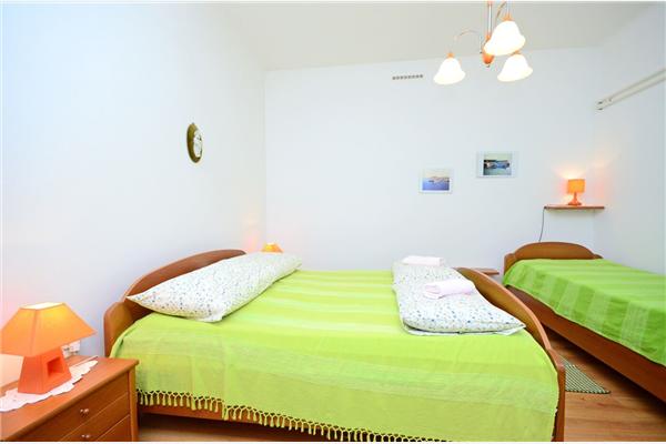 Apartment A4, for 3 persons
