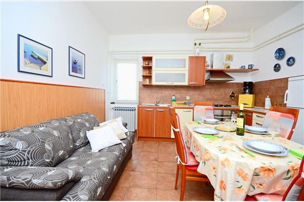 Apartment A4, for 3 persons