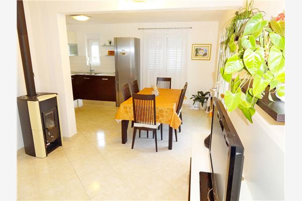 House K1, for 9 persons