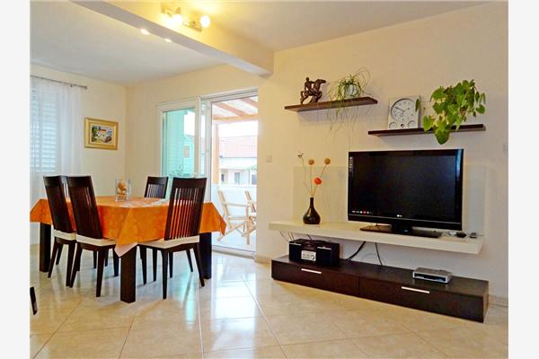 House K1, for 9 persons